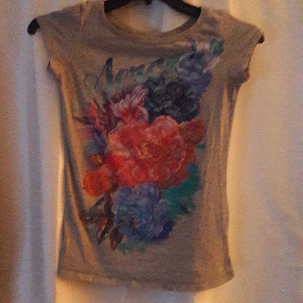 Aeropostale Women's  T-shirt